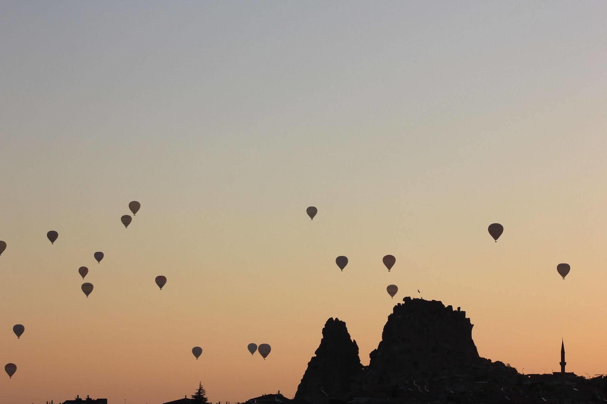 Cappadocia Symbol Hotel Üchisar Bagian luar foto